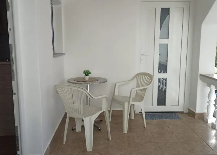 Mirjana Гостевой дом Ждрелац