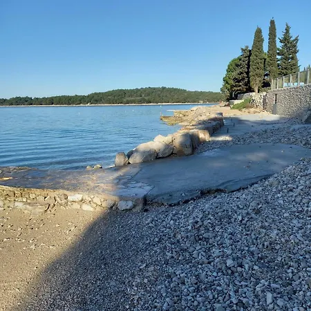 Guest house Mirjana Zdrelac